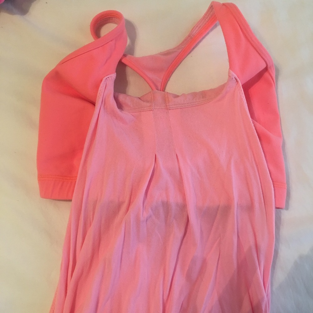 Lululemon tank top/ sports bra 2in1